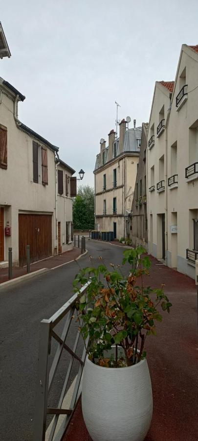 Studio Meuble A بوجيفال المظهر الخارجي الصورة